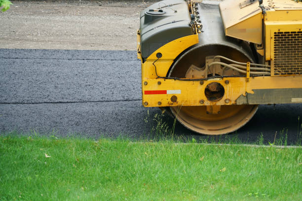 Best Driveway Paving Contractor  in Labasas, CA