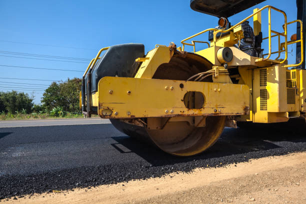 Best Driveway Paving Contractor  in Labasas, CA